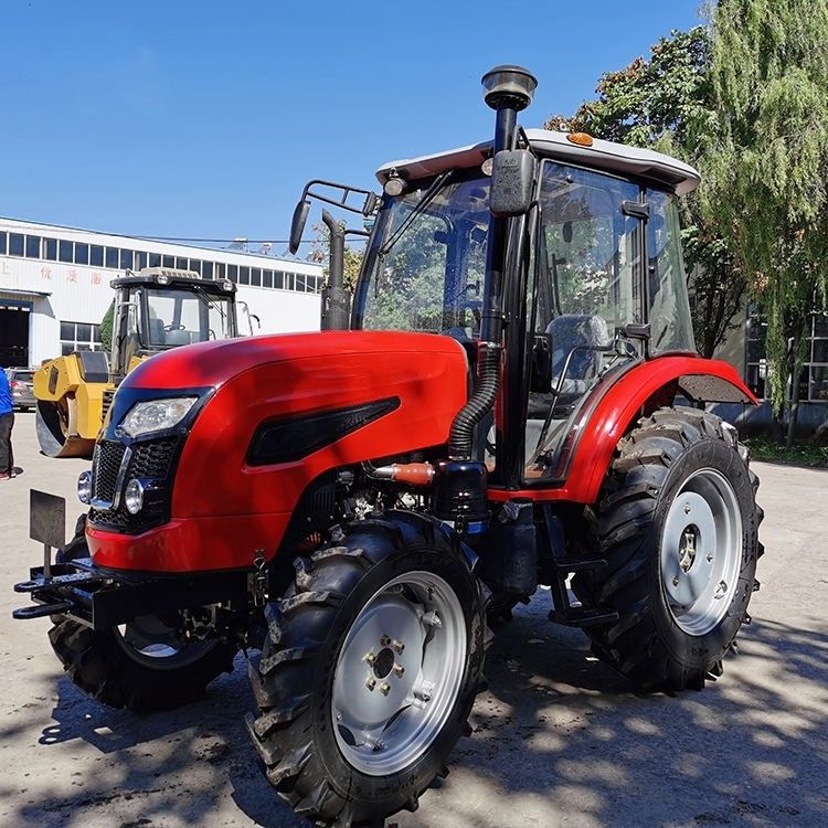 El motor de XINCHAI es de 80 CV, el tractor agrícola es de 80 CV, el tractor mini de 4 ruedas es de 80 CV.