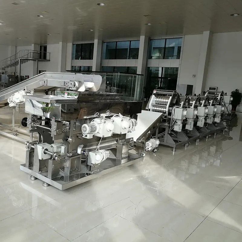 Máquina de fabricación de fideos de acero inoxidable de uso comercial Producción automática 11000pcs/8hr 380V 50HZ